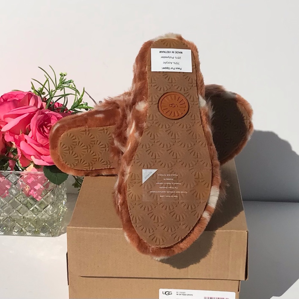 UGG OH Yeah Spots - Picture 8 of 9